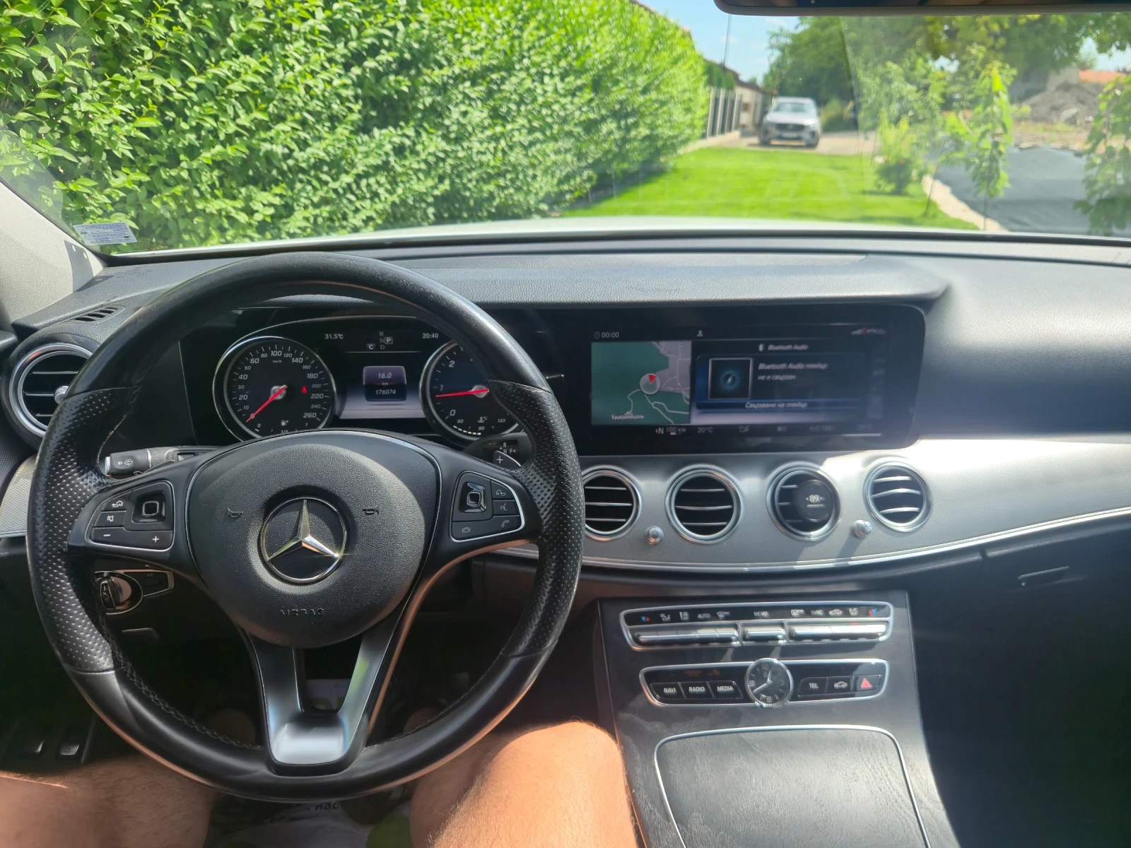 Mercedes-Benz E 220 Mercedes-Benz  E 220 9G , снимка 7 - Автомобили и джипове - 55019350