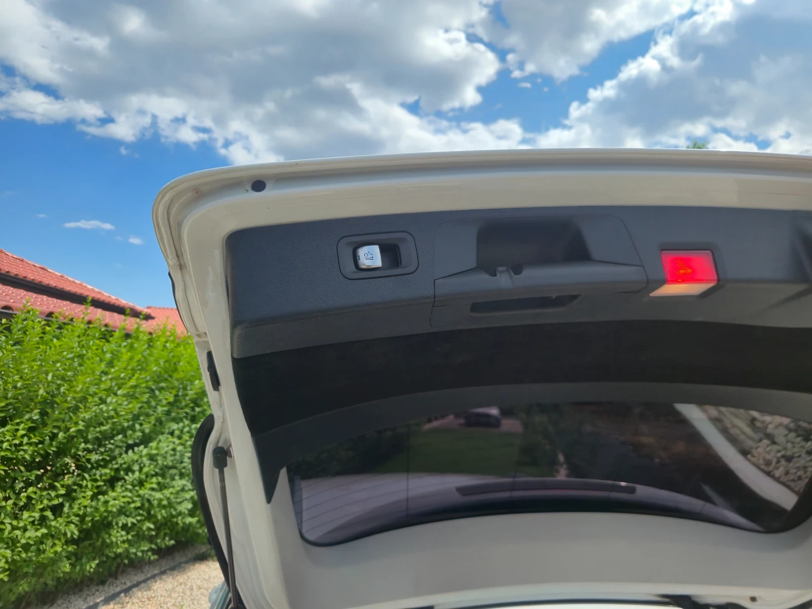 Mercedes-Benz E 220 Mercedes-Benz  E 220 9G , снимка 15 - Автомобили и джипове - 55019350