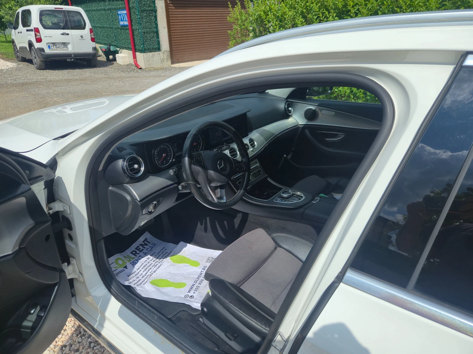 Mercedes-Benz E 220 Mercedes-Benz  E 220 9G , снимка 4 - Автомобили и джипове - 55019350