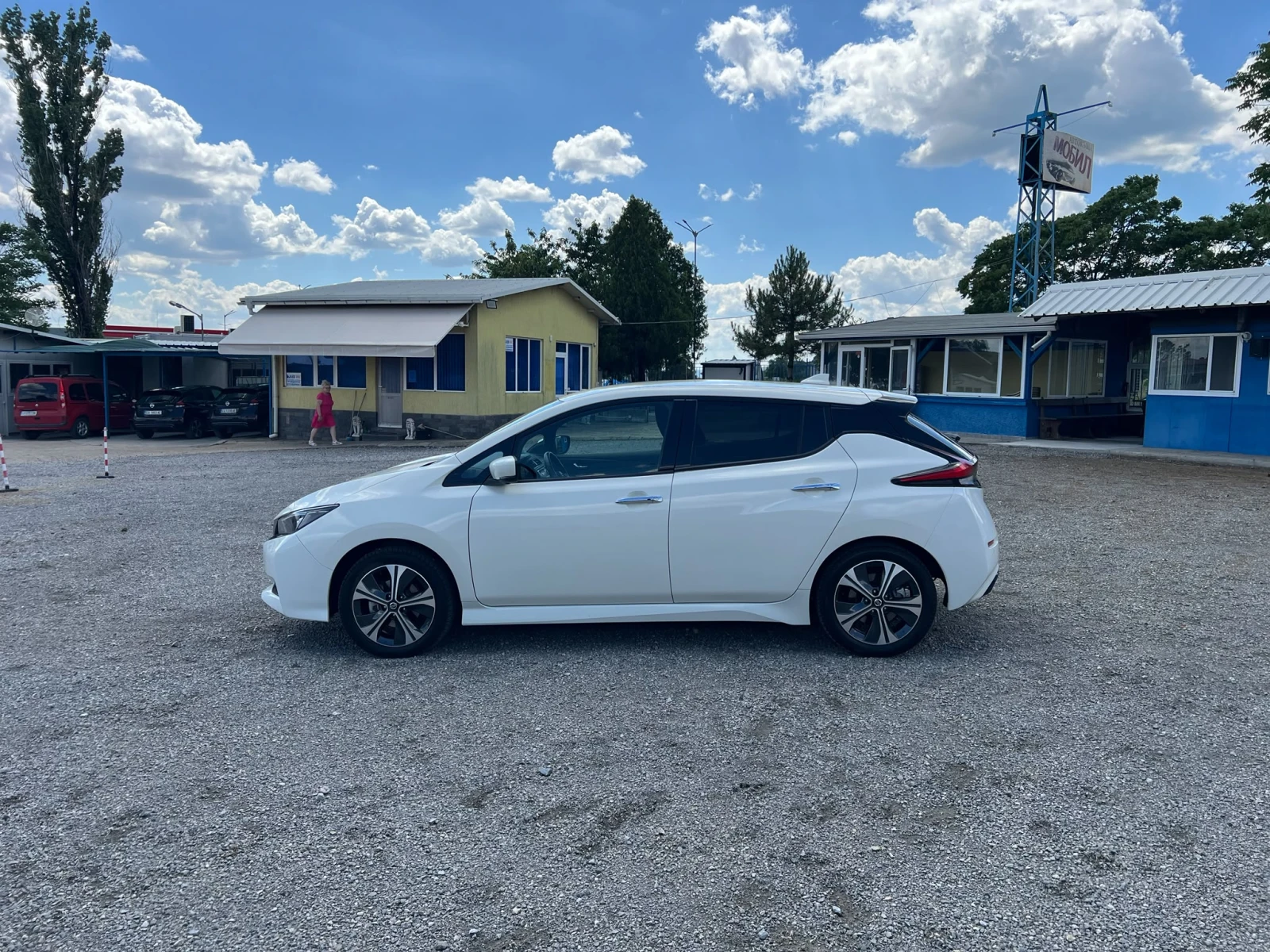 Nissan Leaf  64KW N-Connecta Keyless SoH 100%, снимка 8 - Автомобили и джипове - 55068908