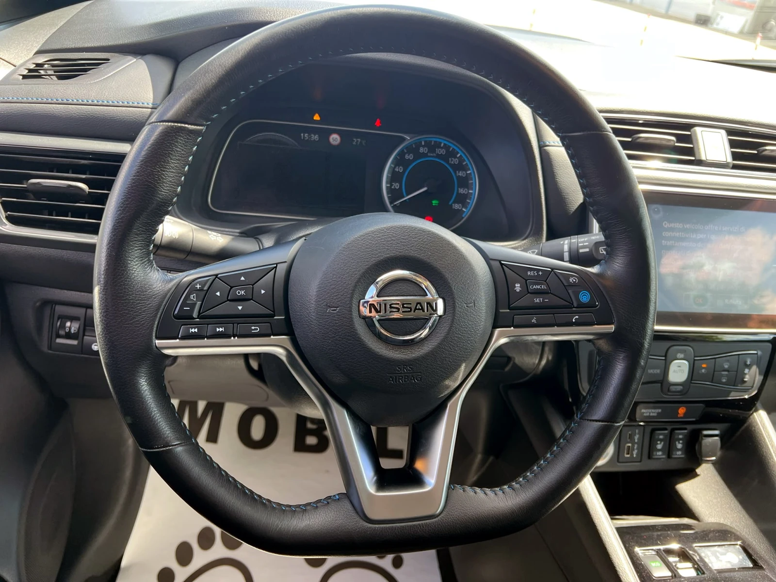 Nissan Leaf  64KW N-Connecta Keyless SoH 100%, снимка 14 - Автомобили и джипове - 55068908
