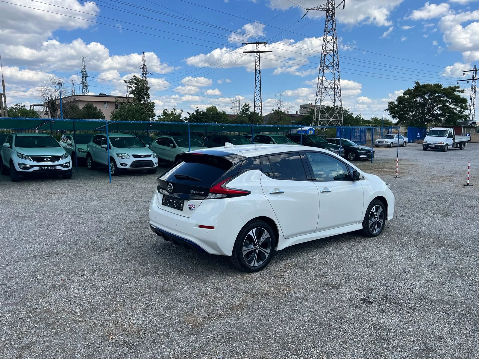 Nissan Leaf  64KW N-Connecta Keyless SoH 100%, снимка 5 - Автомобили и джипове - 55068908