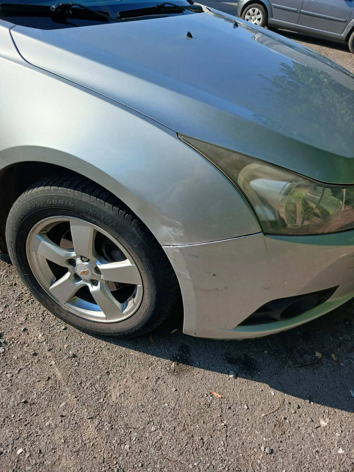 Chevrolet Cruze, снимка 4 - Автомобили и джипове - 55165200