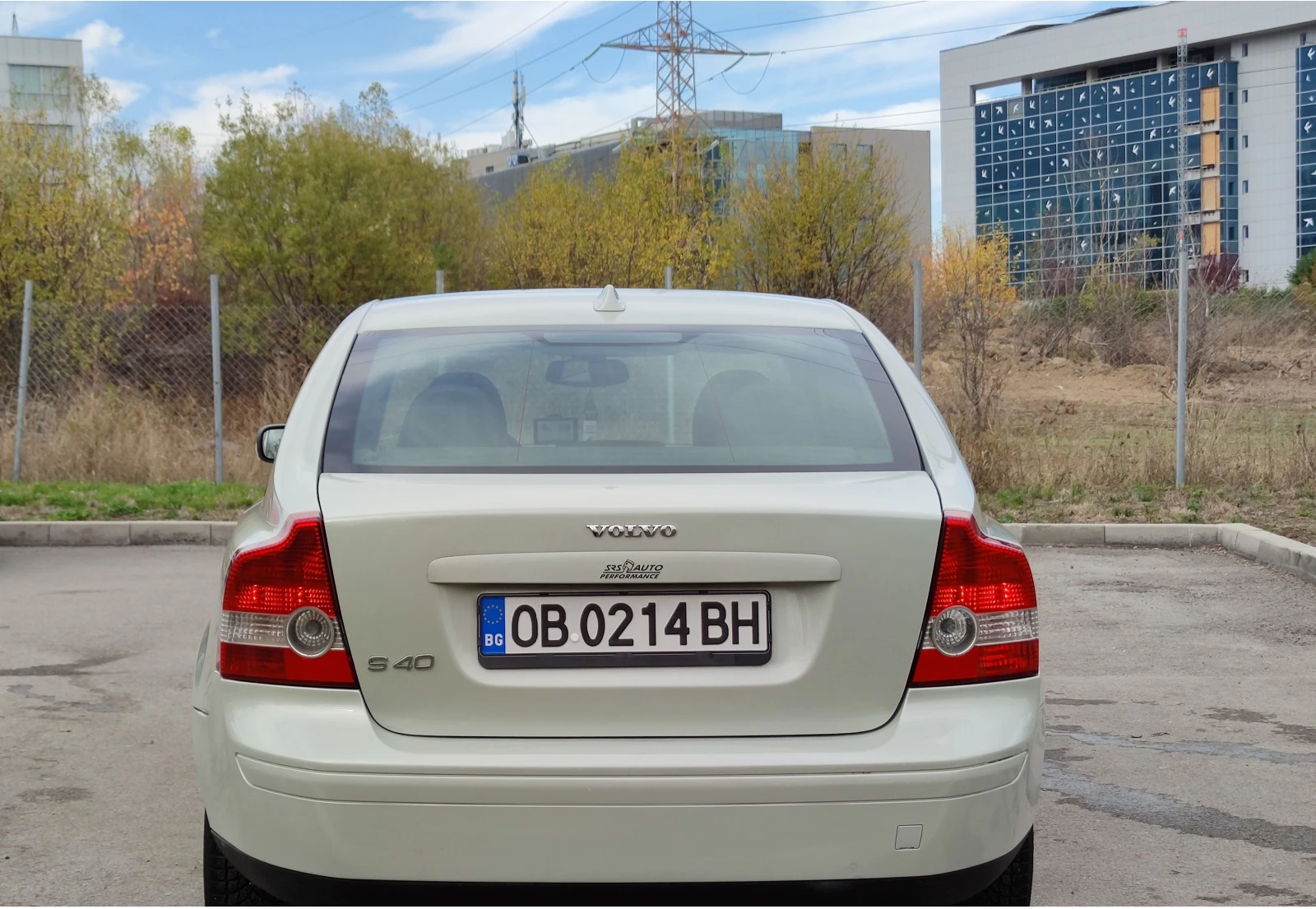 Volvo S40 Momentum, снимка 4 - Автомобили и джипове - 55744008