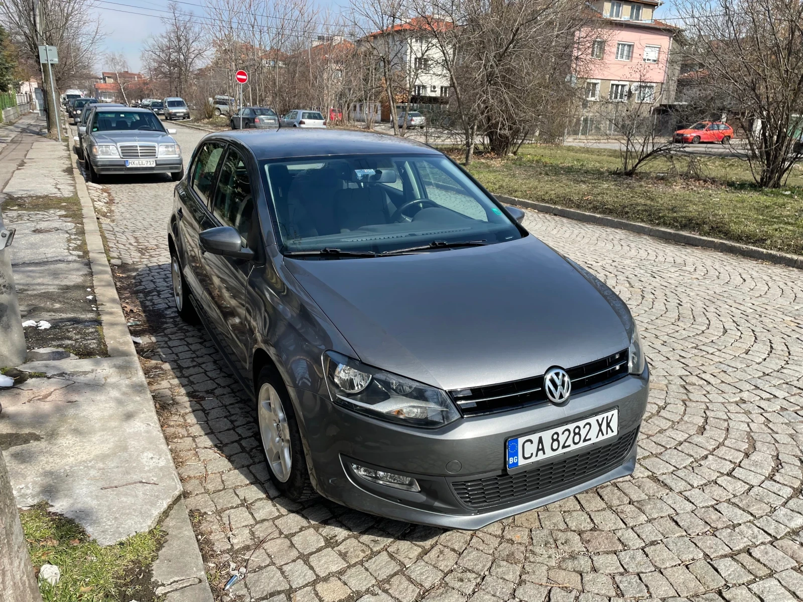 VW Polo 1.2 TSI 90 кс, снимка 2 - Автомобили и джипове - 56046700