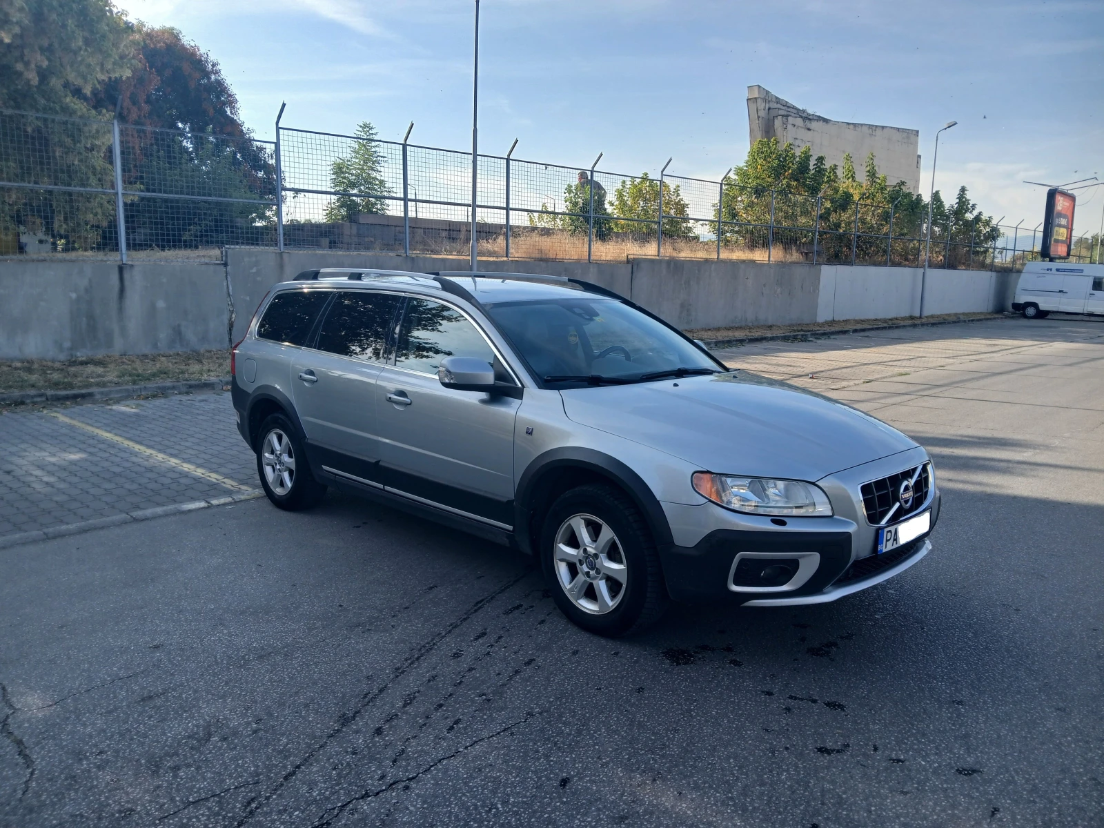 Volvo Xc70 D5 4x4 Швейцария, снимка 9 - Автомобили и джипове - 56155178