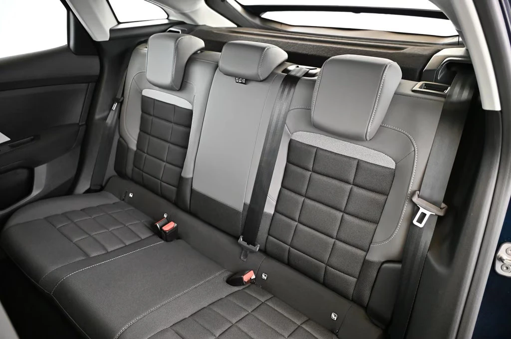 Citroen C4 MHEV/145HP/E-DSC6/PLUS/CAM/NAVI/LED/KLESS/706q | Mobile.bg � ����������� 15