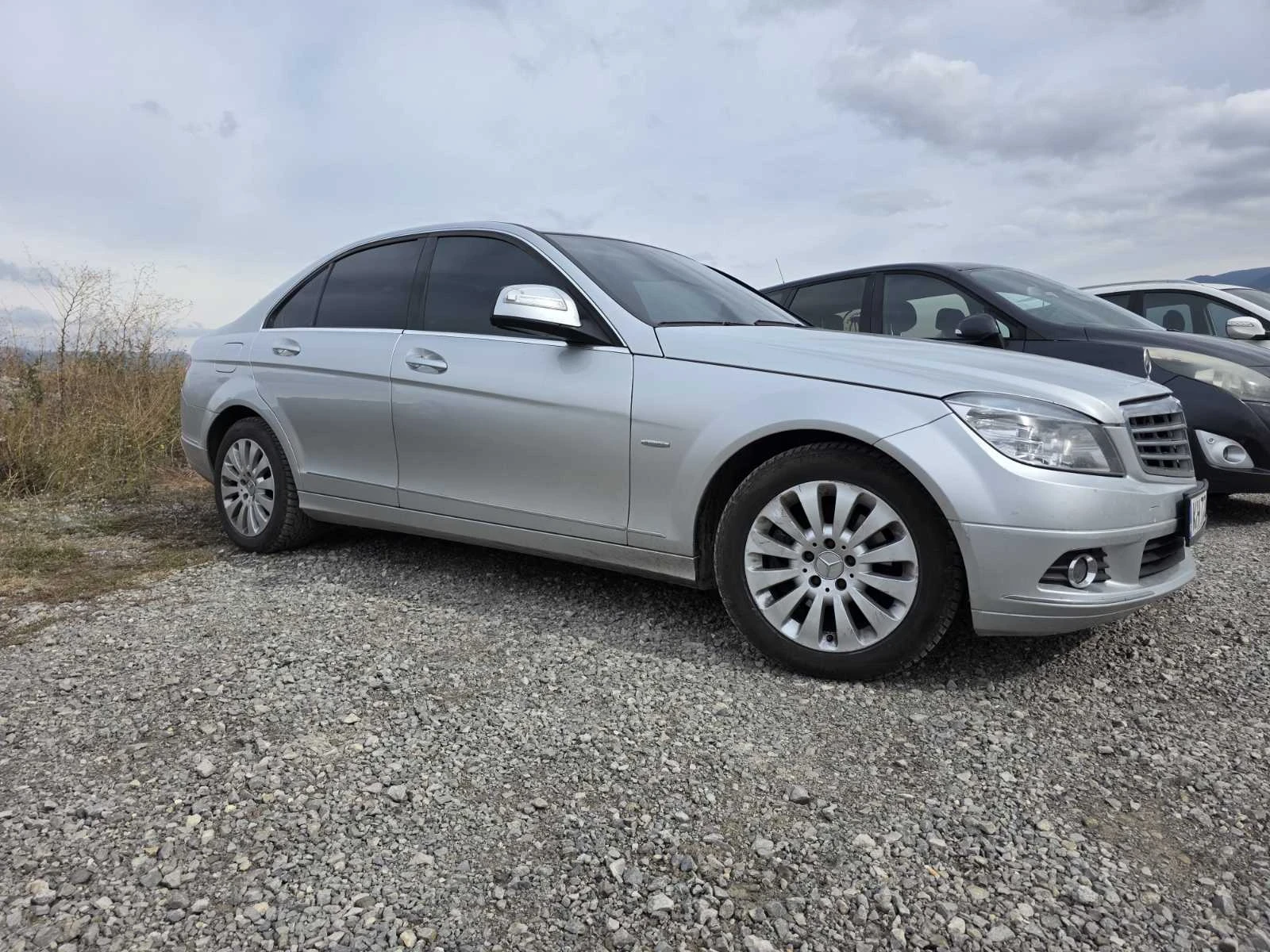 Mercedes-Benz C 220, снимка 4 - Автомобили и джипове - 56517919