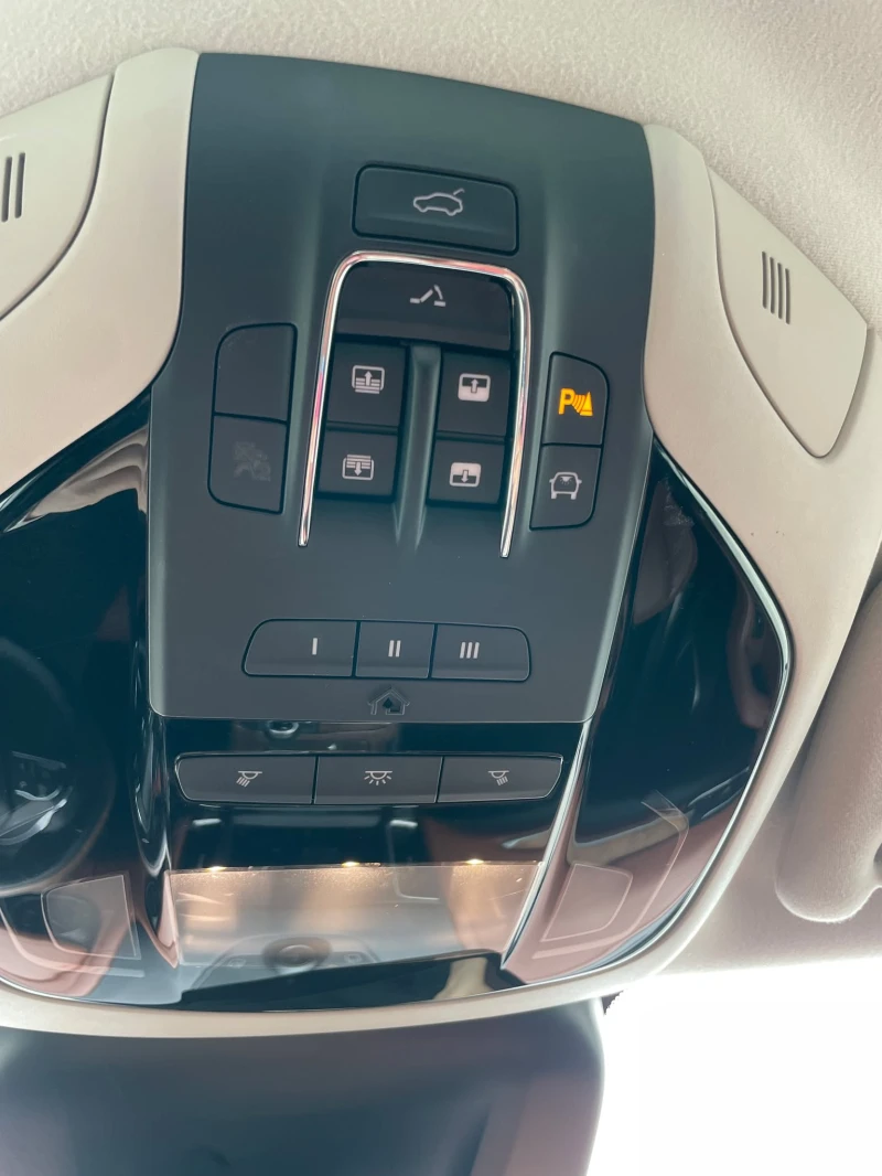 Maserati Levante 3.0 V6 SQ4 Bi-turbo Luxury Harman/Kardon, снимка 14 - Автомобили и джипове - 52347539