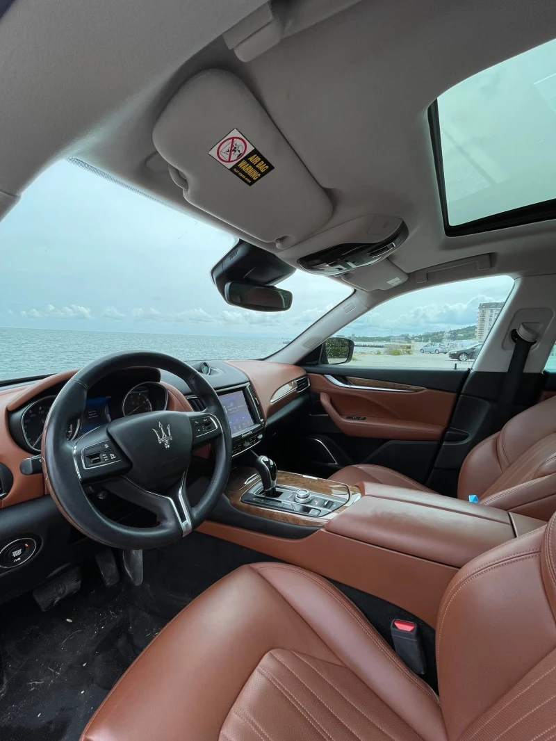 Maserati Levante 3.0 V6 SQ4 Bi-turbo Luxury Harman/Kardon, снимка 8 - Автомобили и джипове - 52347539