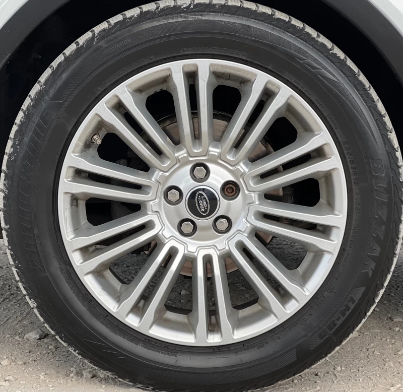 Land Rover Range Rover Evoque 2.2= TD4= NAVI= KAMERA= MERIDIAN= , снимка 17 - Автомобили и джипове - 51422287