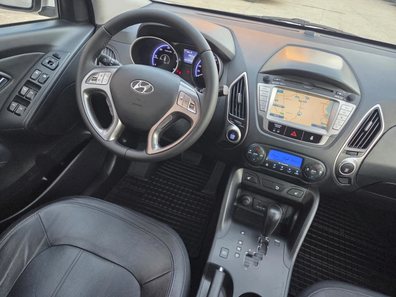 Hyundai IX35 2.0 CRDi(184Hp)Premium/AT/4x4/Navi/Камера/Keyless, снимка 13 - Автомобили и джипове - 52712073