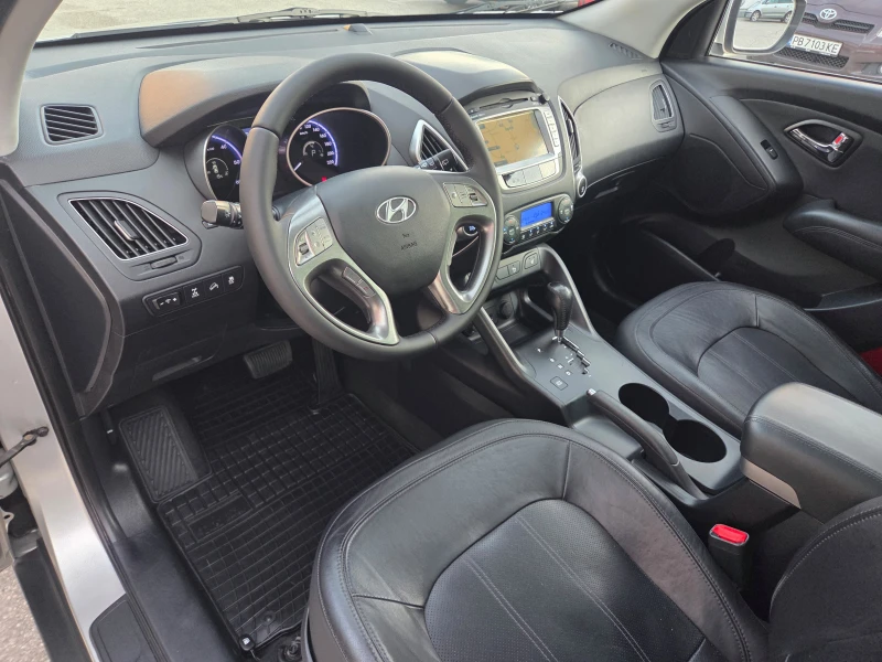 Hyundai IX35 2.0 CRDi(184Hp)Premium/AT/4x4/Navi/Камера/Keyless, снимка 9 - Автомобили и джипове - 52712073
