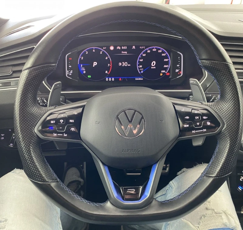 VW Tiguan 2.0 TSI.R-Line.320 HP.4Motion.Navi.Led.Kamera.Acc, снимка 10 - Автомобили и джипове - 52787197