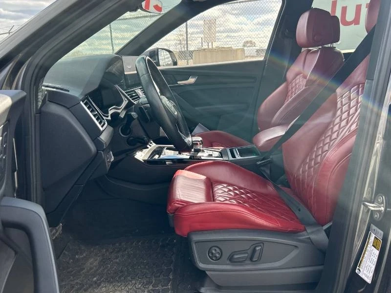Audi SQ5 * Progressiv * PANO * ДИСТРОНИК * ДИГИТАЛНО, снимка 12 - Автомобили и джипове - 54894511