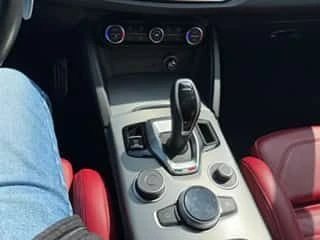 Alfa Romeo Stelvio VELOCE| PANO| ��������| 2 �����|  | Mobile.bg � ����������� 9
