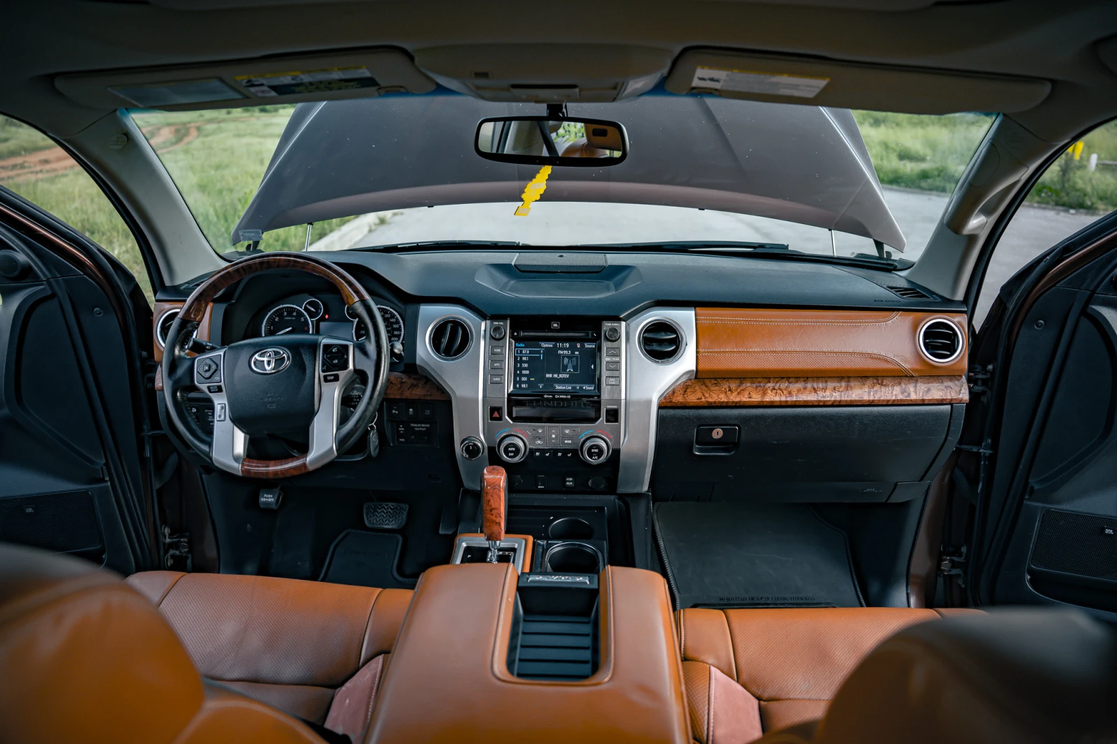 Toyota Tundra 5.7 1794 LIMITED EDITION - изображение 9