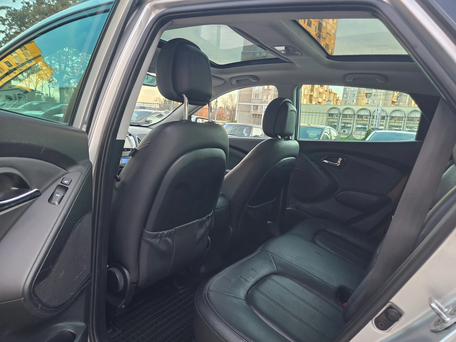 Hyundai IX35 2.0 CRDi(184Hp)Premium/AT/4x4/Navi/������/Keyless | Mobile.bg � ����������� 16