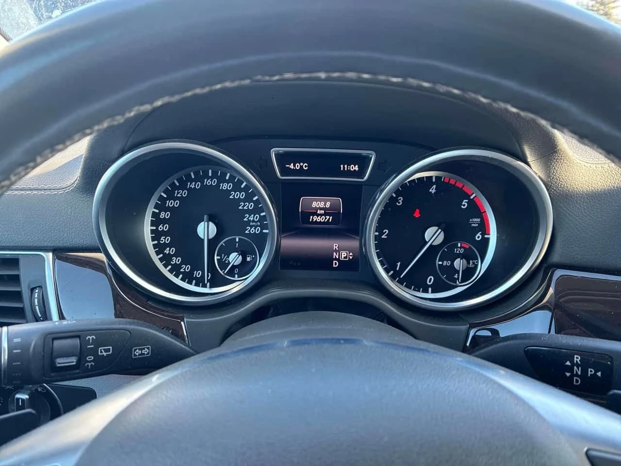 Mercedes-Benz GL 350 4MATIC * 360 КАМЕРА* ПРЕДСТАВИТЕЛСТВО НА MERCEDES* - изображение 8