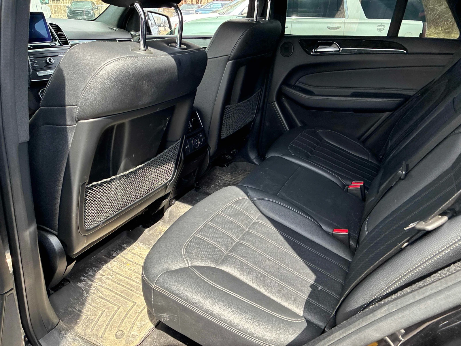 Mercedes-Benz GLE 350 D * AMG * CARFAX * , снимка 11 - Автомобили и джипове - 54217789