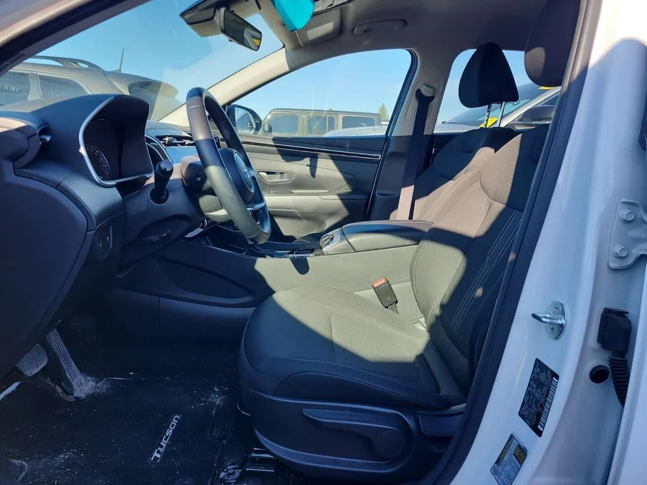 Hyundai Tucson | Fwd Preferred | CARFAX | АВТОКРЕДИТ , снимка 8 - Автомобили и джипове - 54691657