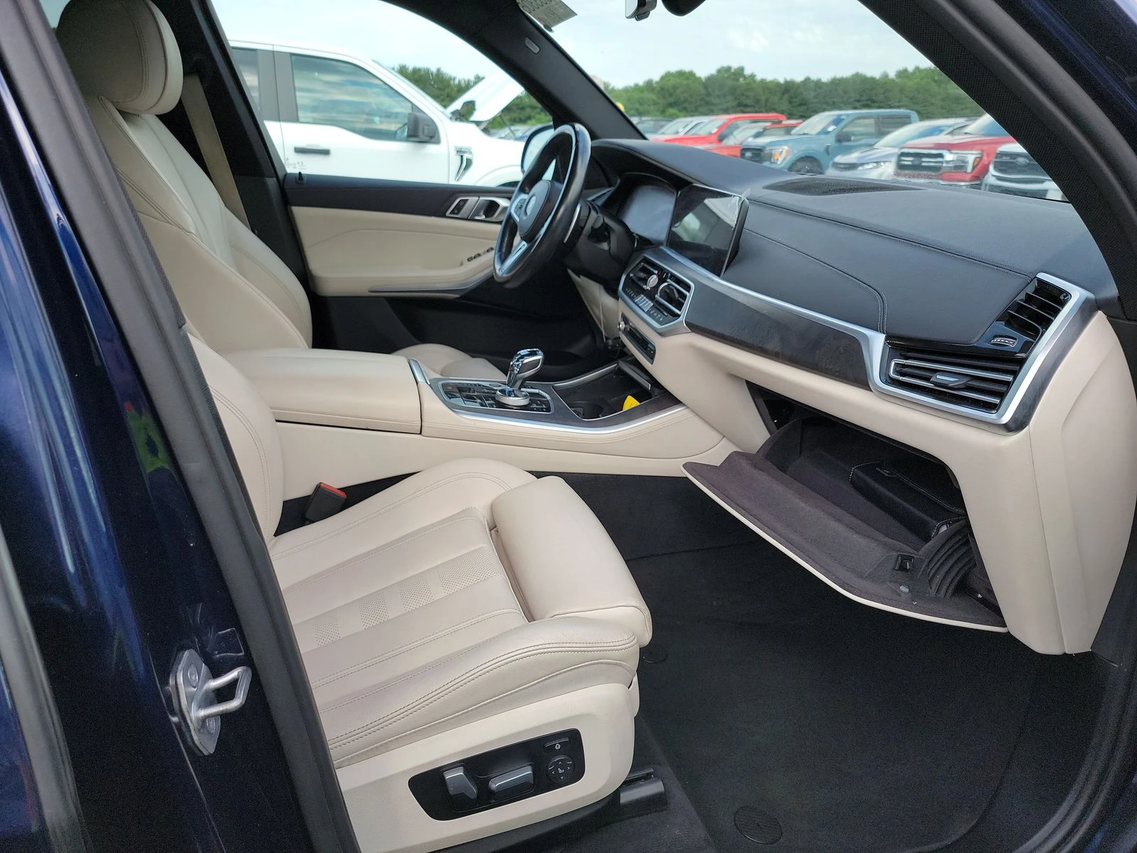 BMW X5 xDrive40i * М пакет* CARFAX* ОПЦИЯ ЗА ФИНАНСИРАНЕ*, снимка 8 - Автомобили и джипове - 55530651