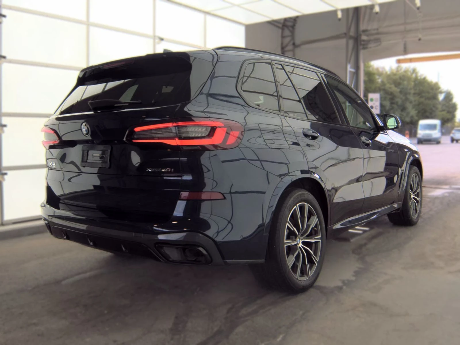 BMW X5 xDrive40i * М пакет* CARFAX* ОПЦИЯ ЗА ФИНАНСИРАНЕ*, снимка 5 - Автомобили и джипове - 55530651