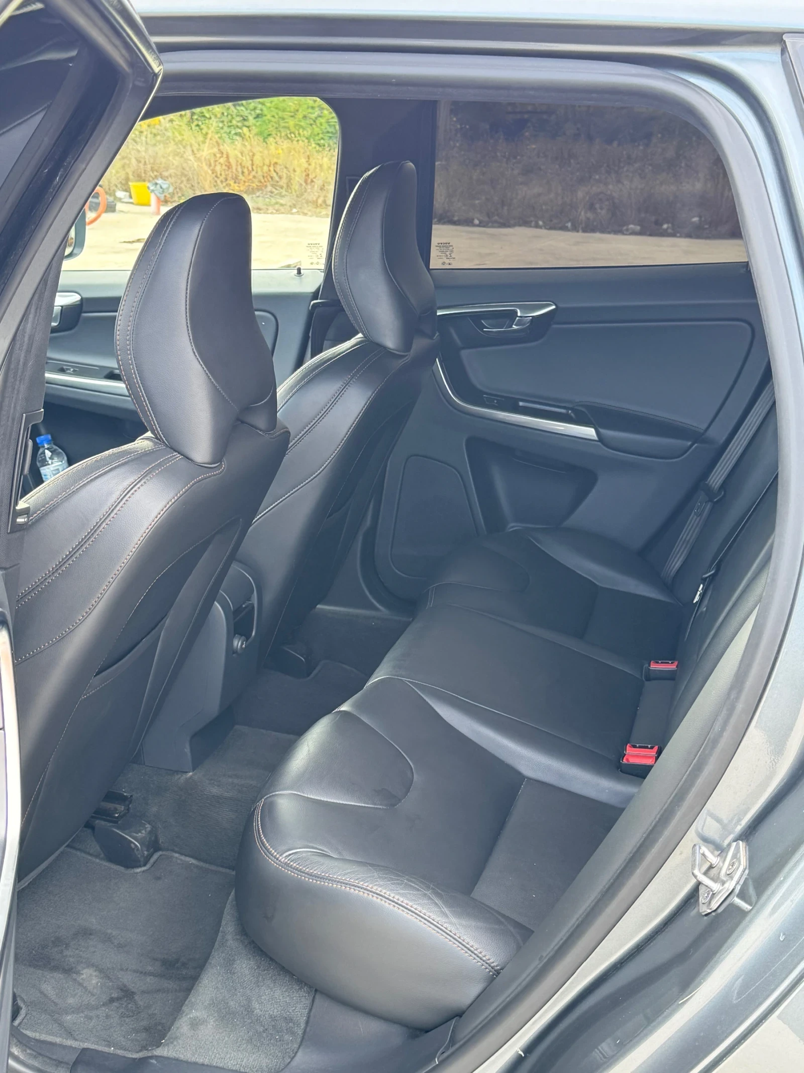 Volvo XC60  2.0D 190кс.R-DEING, снимка 10 - Автомобили и джипове - 56410517