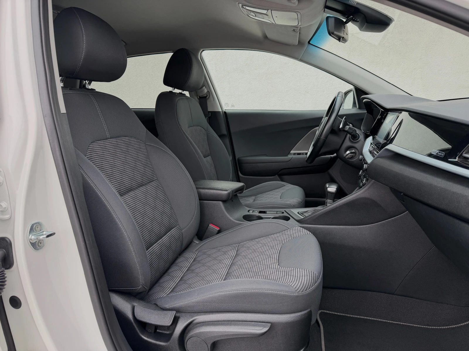 Kia Niro Hybrid 107000km | Mobile.bg � ����������� 16