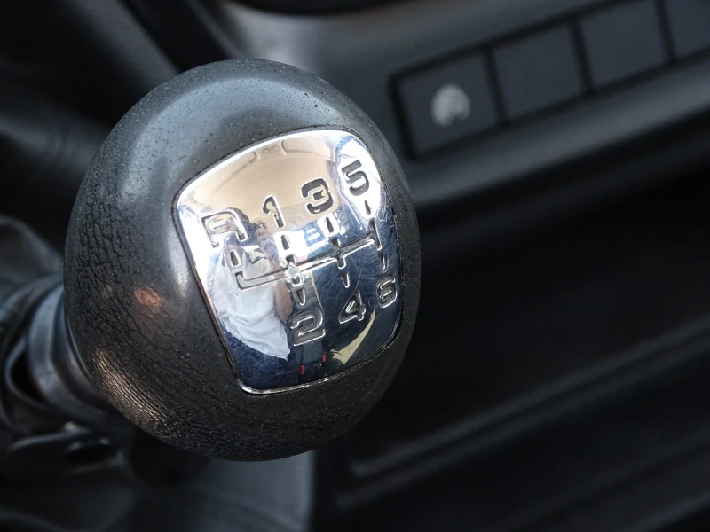 Iveco 35c15 КАТ. * Б* * * * Климатроник* * * , снимка 16 - Бусове и автобуси - 50949083