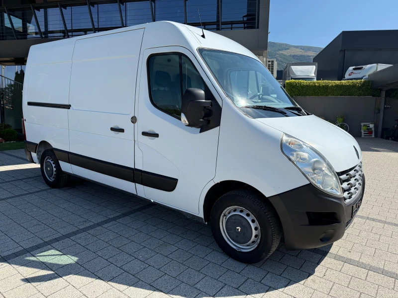 Renault Master 2.3dCI Две странични врати Климатик Euro 5b, снимка 2 - Бусове и автобуси - 51061593