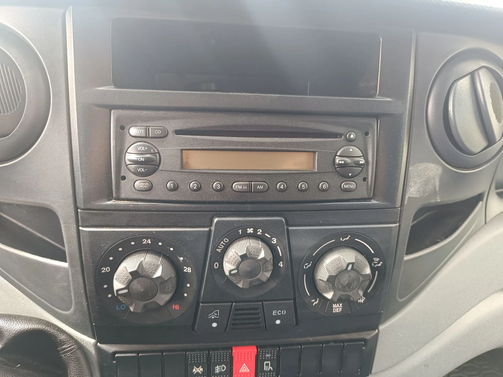 Iveco Daily 45c15 3.5т BORD KLIMA 3000, снимка 11 - Бусове и автобуси - 54389889