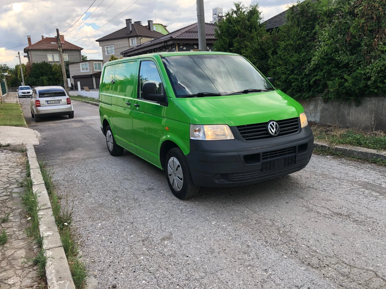 VW Transporter 1.9 TDI 86к.с., снимка 3 - Бусове и автобуси - 55305190