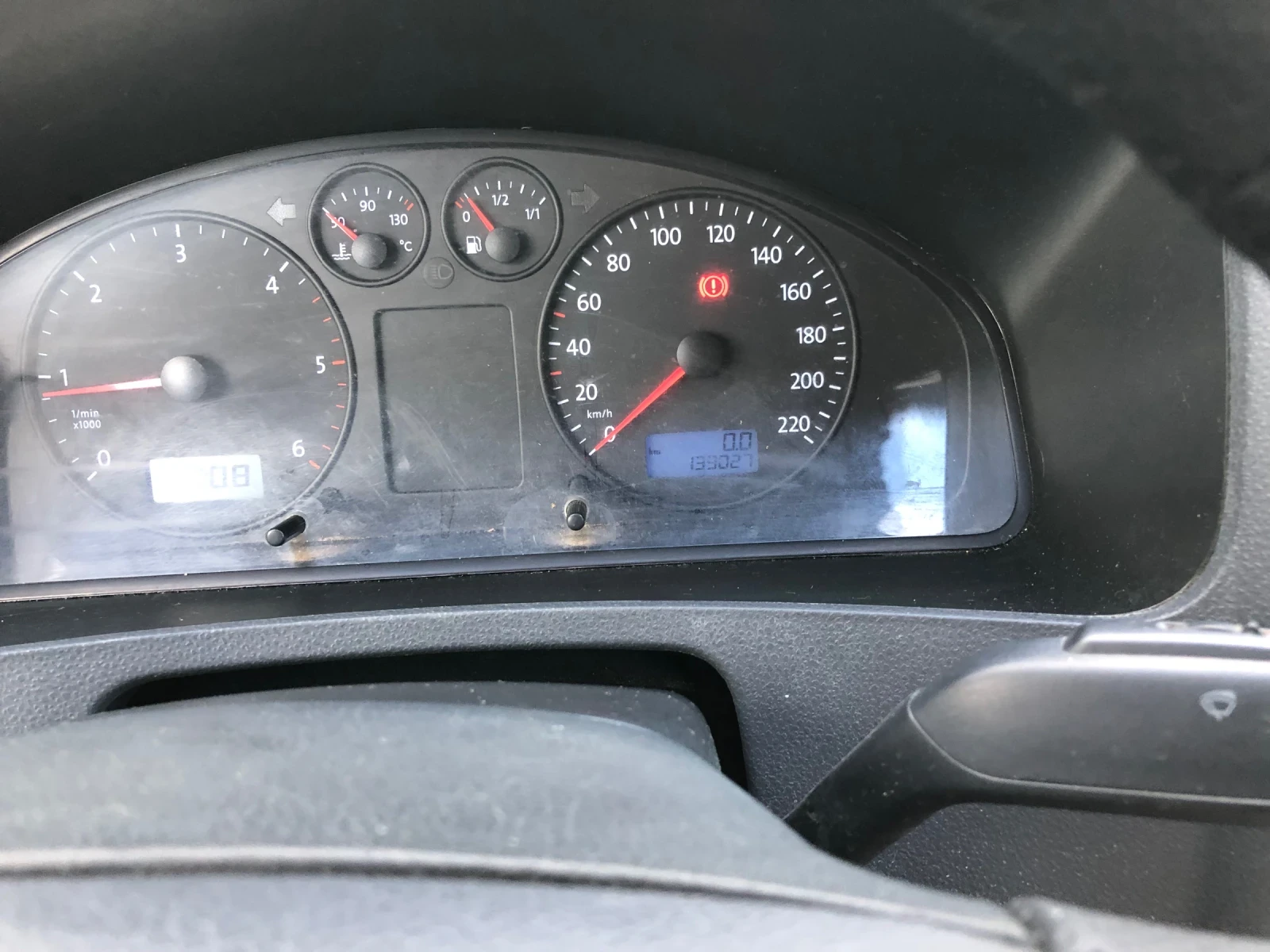 VW Transporter 1.9 TDI 86к.с., снимка 11 - Бусове и автобуси - 55305190