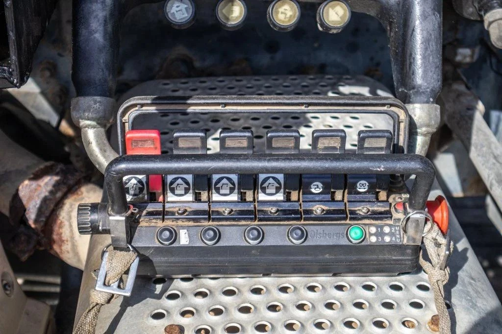 Mercedes-Benz 2535, снимка 5 - Камиони - 53878588