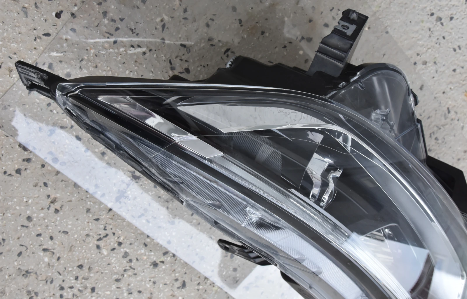 Десен фар за NISSAN QASHQAI 2 - 2020 година, снимка 6 - Части - 54396091