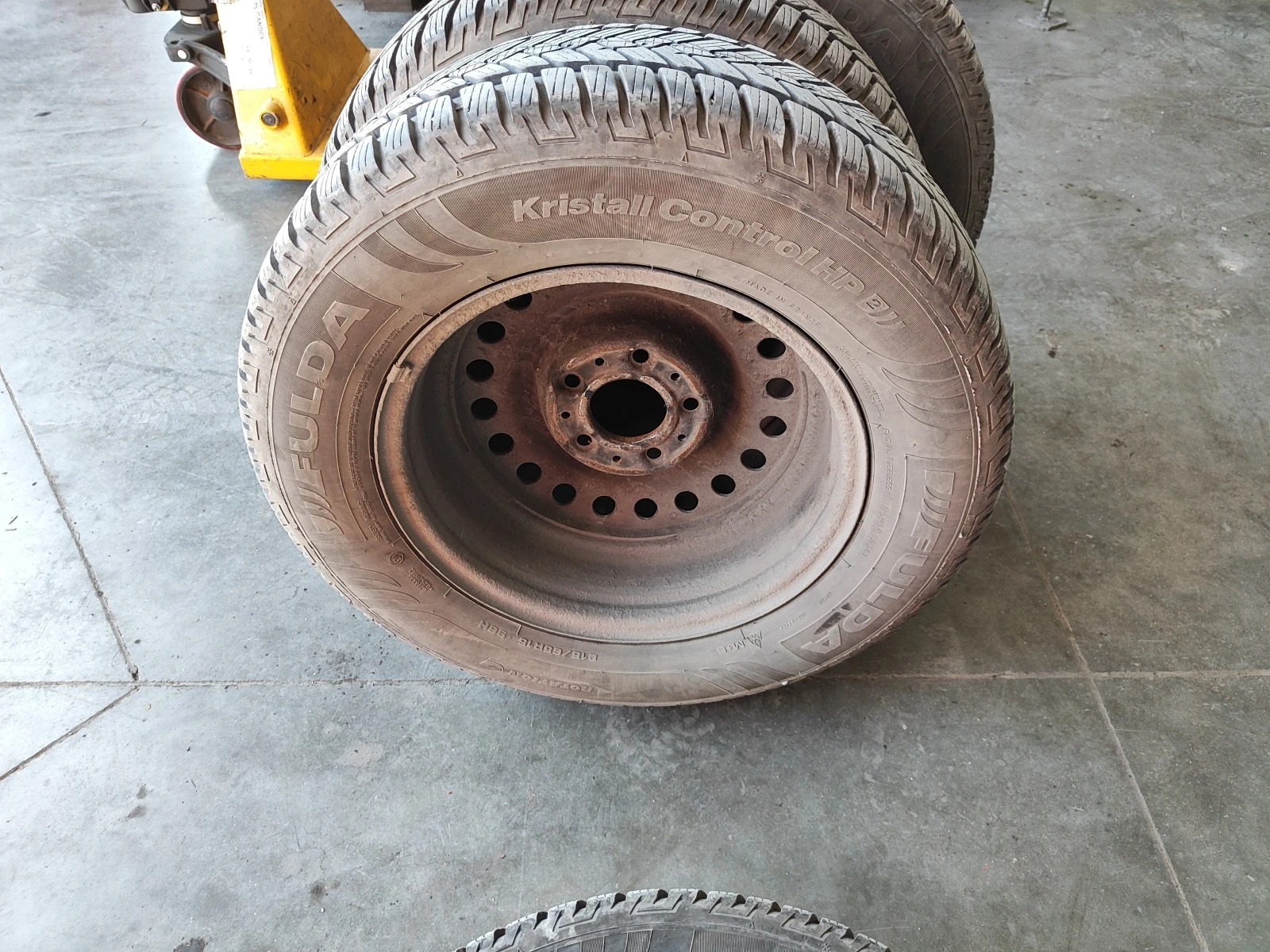    215/65R15 | Mobile.bg   13