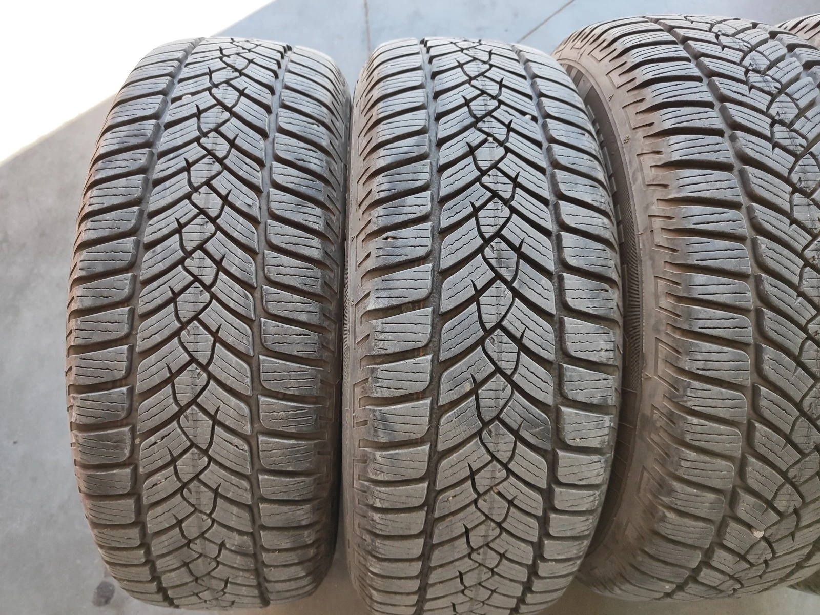    215/65R15 | Mobile.bg   2