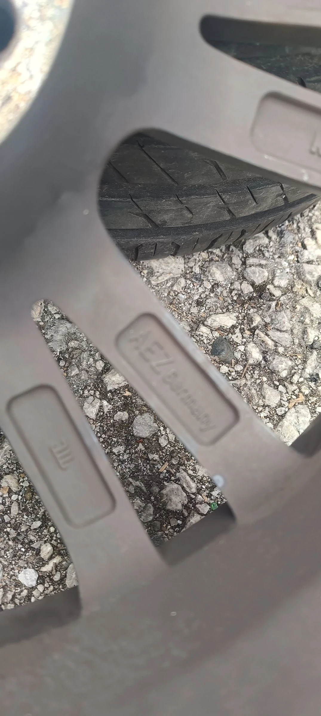 ���� � ������ 225/40R18 �� VW Passat | Mobile.bg � ����������� 6