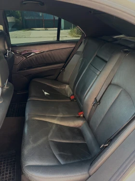 Mercedes-Benz E 320, снимка 10