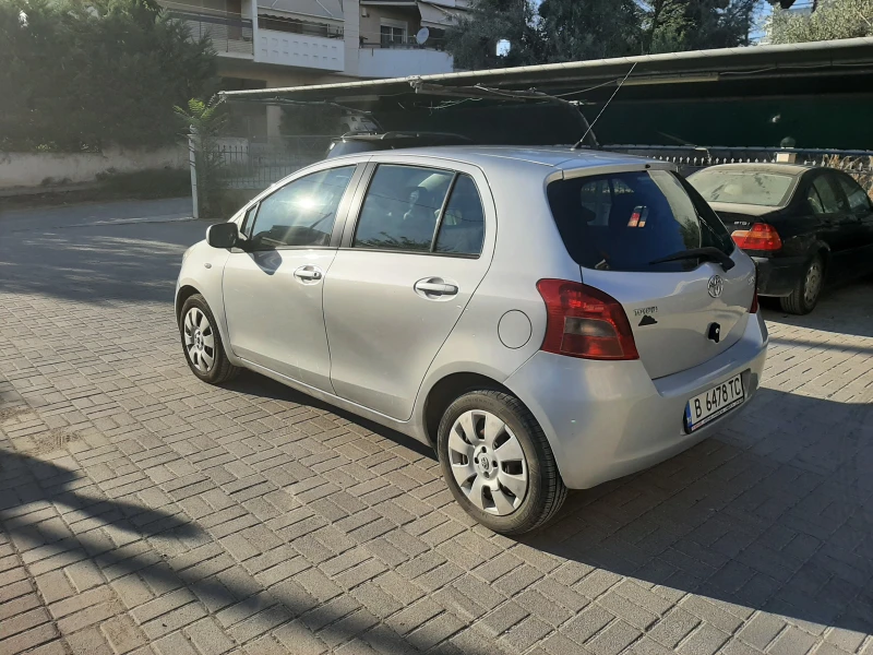 Toyota Yaris, снимка 2 - Автомобили и джипове - 48058525