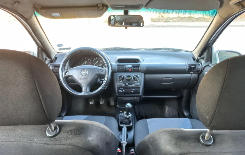 Opel Corsa 1.5TD, снимка 8 - Автомобили и джипове - 48114594