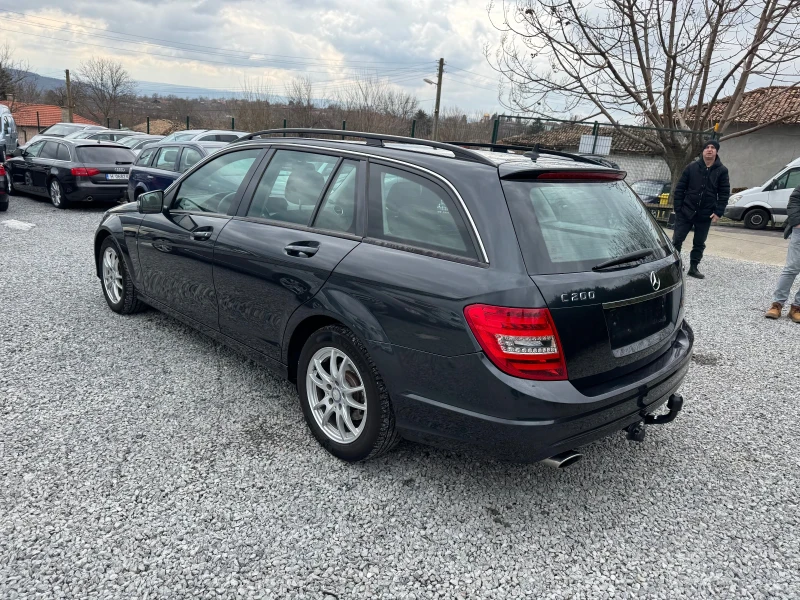 Mercedes-Benz C 220, снимка 7 - Автомобили и джипове - 49451600