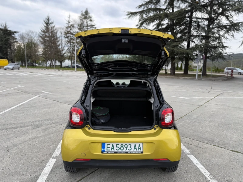 Smart Forfour, снимка 7 - Автомобили и джипове - 49849689