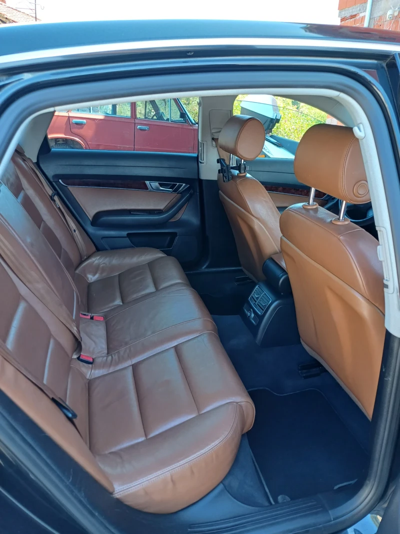 Audi A6 Audi A6 2005г. 3, 0tdi 224к.с. Сменени вериги* Под, снимка 5 - Автомобили и джипове - 52516782