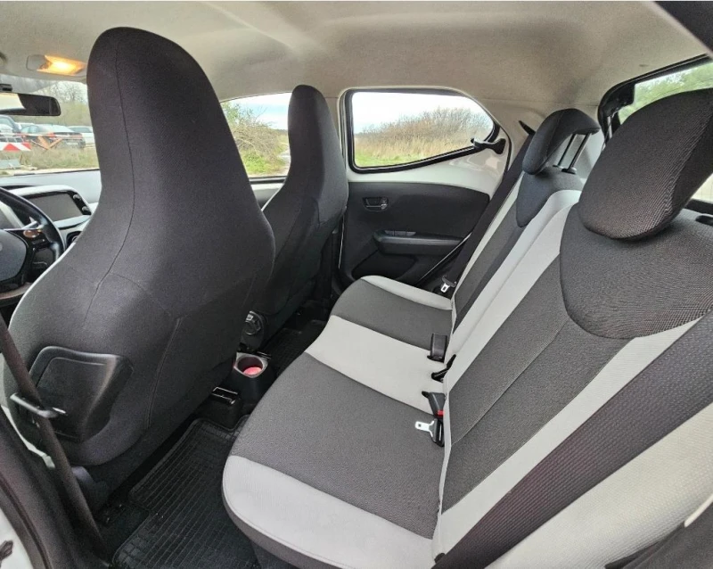 Toyota Aygo Перфектна, Лична Кола, снимка 10 - Автомобили и джипове - 52598665