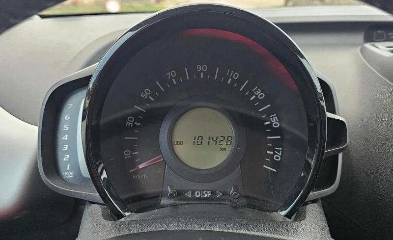 Toyota Aygo Перфектна, Лична Кола, снимка 15 - Автомобили и джипове - 52598665