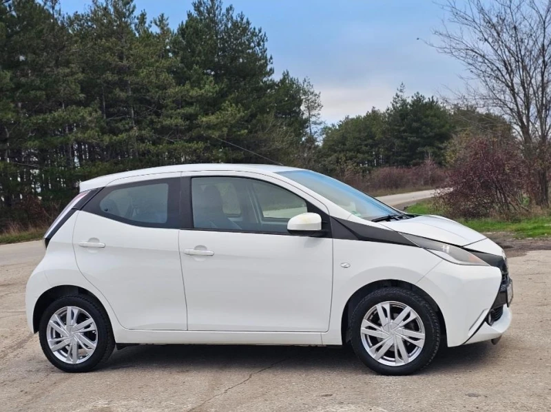 Toyota Aygo Перфектна, Лична Кола, снимка 7 - Автомобили и джипове - 52598665