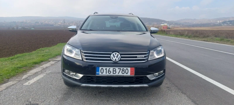 VW Alltrack 2.0TDI Distronick - all assistants , снимка 2 - Автомобили и джипове - 52681360