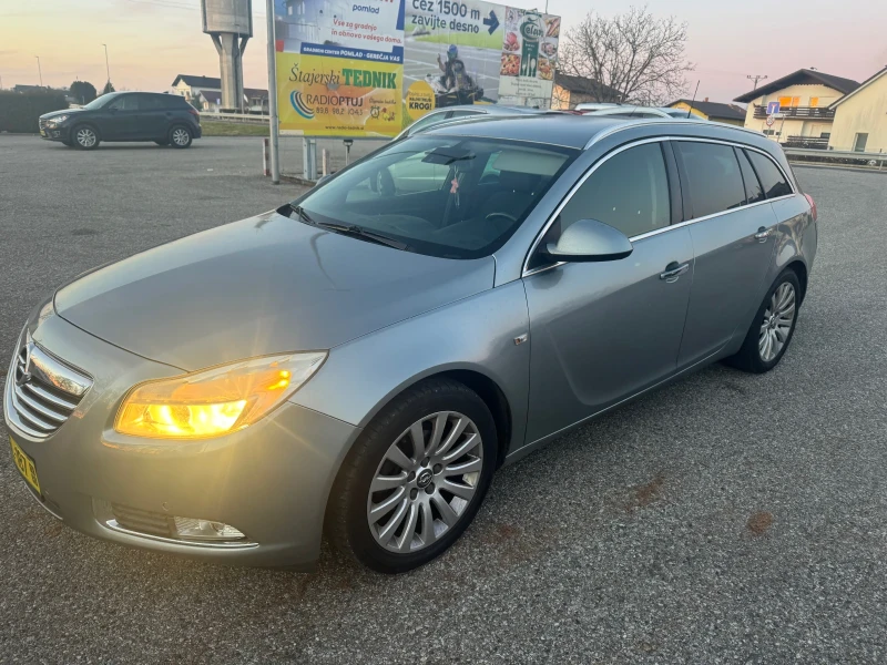 Opel Insignia 2.0D Automat, снимка 2 - Автомобили и джипове - 52801560